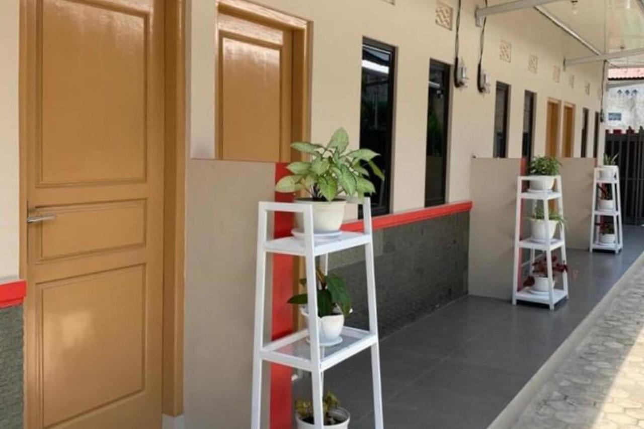 Reddoorz Syariah Near Hajimena Lampung Hotel บันดาร์ ลัมปุง ภายนอก รูปภาพ